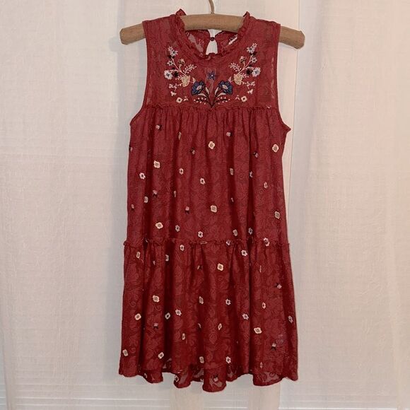 Francesca’s S mi ami Burgundy Sleeveless Lace Embroidered Tiered Prairie Dress - Picture 2 of 14